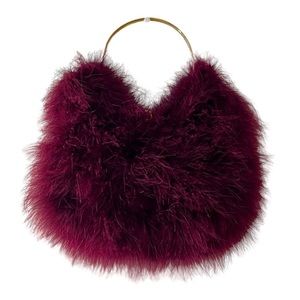 La Regale fluffy clutch